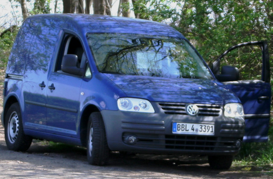 Flitzerblitzer, Polizei, blauer VW Caddy, Kennzeichen BBL 4-3391