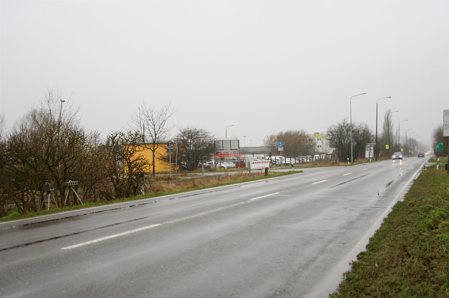 Geschwindigkeitsmessung Greifswald Gützkower Landstraße zwischen den beiden Kreisverkehren in beide Fahrtrichtungen