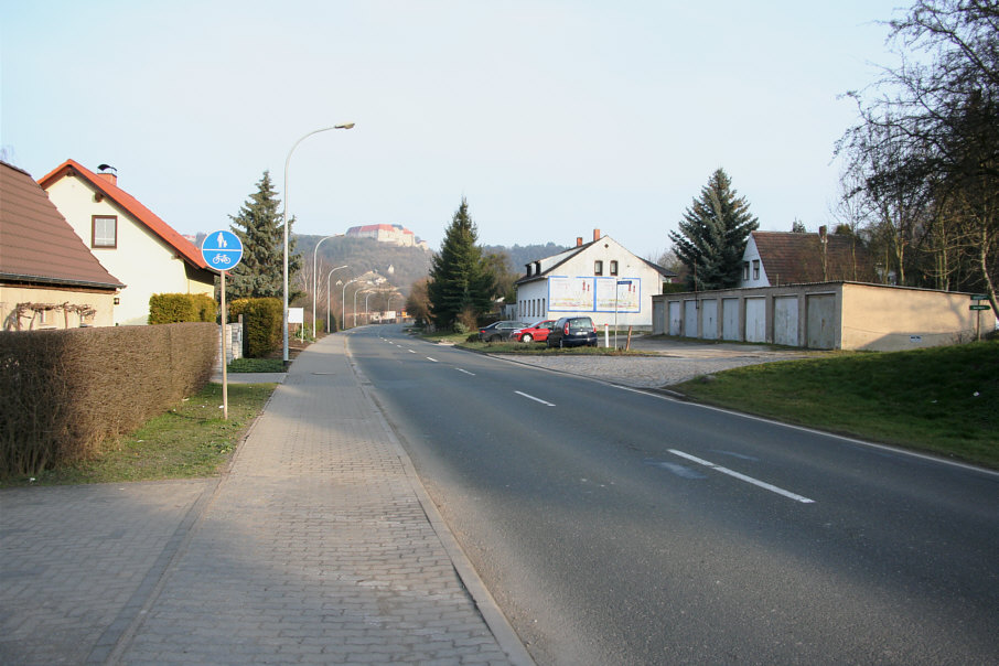 Geschwindigkeitsmessung Polizei Freyburg Lauchaer Straße stadteinwärts