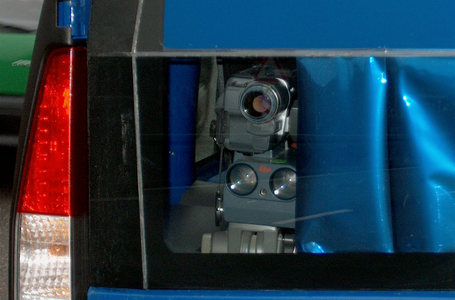 Lasermessgerät Leivtec XV 2 mit Videokamera aus Pkw Heckscheibe