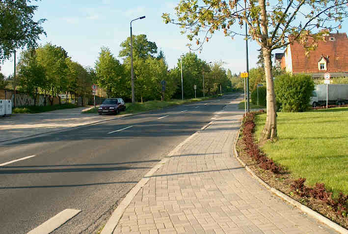 Geschwindigkeitskontrolle Naumburg Jenaer Straße in Höhe der Abfahrt Damaschkeplatz