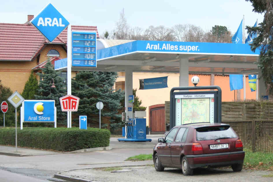Tankanzeige Tankpreise, Preisanzeige Tankstelle 2006 Benzin Diesel Super