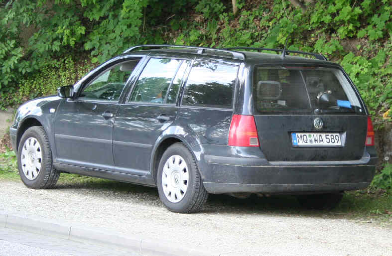 Radar Polizei VW Golf Kennzeichen MQ-WA 589