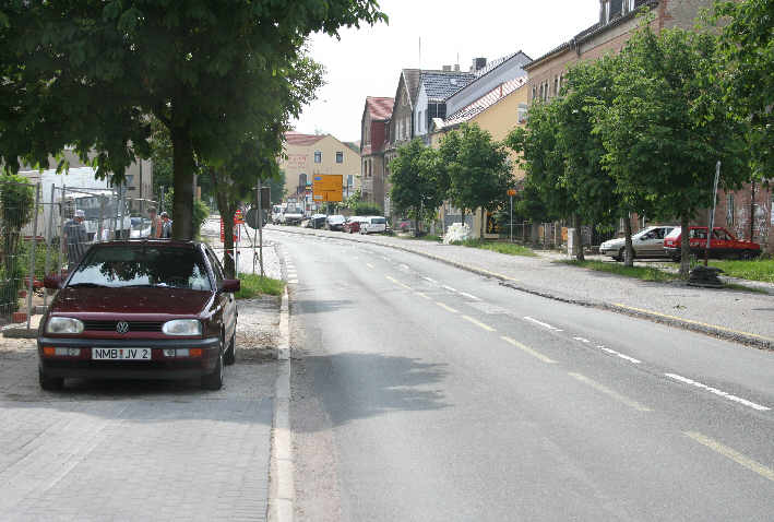 Geschwindigkeitsmessung Naumburg Roßbacher Straße zwischen Talstraße und Abfahrt Hauptbahnhof