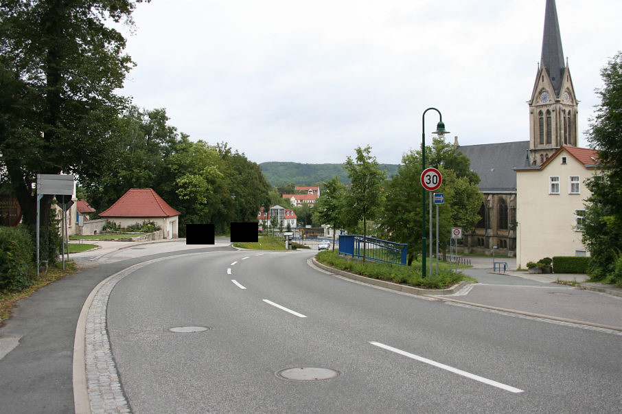 stationäre Geschwindigkeitskontrolle Naumburg Starenkästen Ortsteil Bad Kösen Eckartsbergaer Straße stadteinwärts