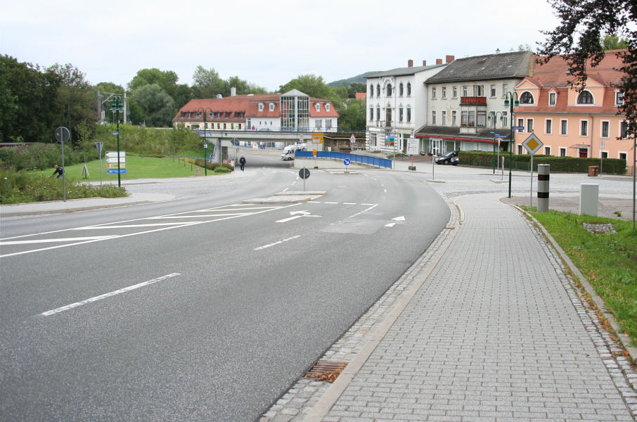 stationäre Geschwindigkeitsmessung Naumburg Starenkästen Ortsteil Bad Kösen Eckartsbergaer Straße stadteinwärts
