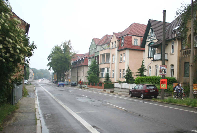 Flitzerblitzer Naumburg Weimarer Straße kurz nach der Einmündung Albrecht-Dürer-Straße in Fahrtrichtung Weißenfels