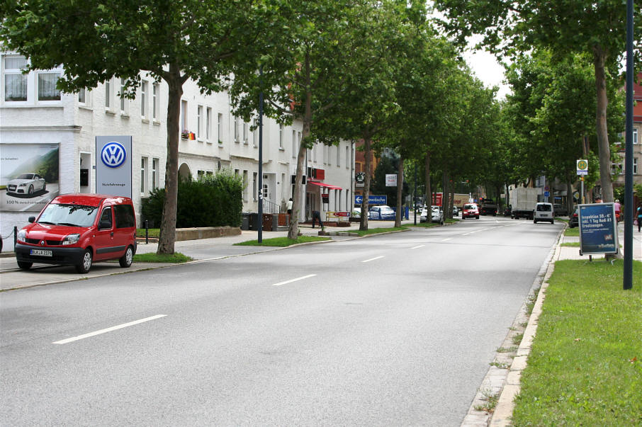 Geschwindigkeitsmessung Naumburg Weißenfelser Straße in Höhe des VW-Autohauses stadteinwärts
