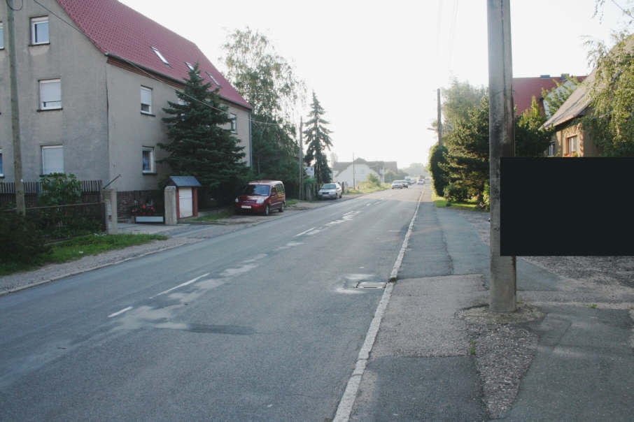 Geschwindigkeitsmessung Weißenfels Ortsteil Borau Selauer Straße in Fahrtrichtung Weißenfels Innenstadt