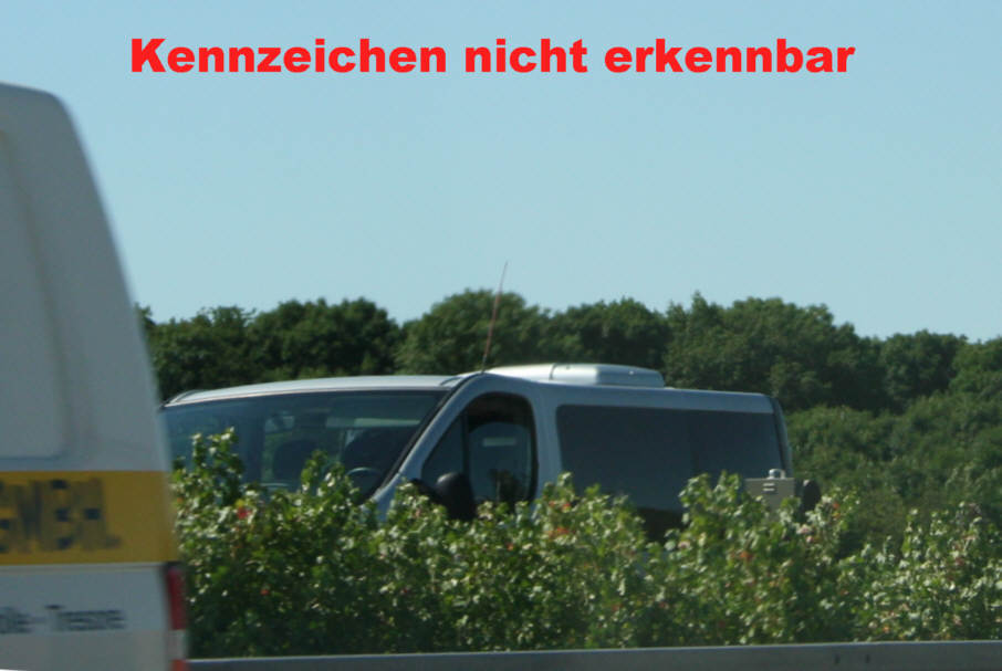 Flitzerblitzer, Polizei, VW Transporter, Kennzeichen unbekannt