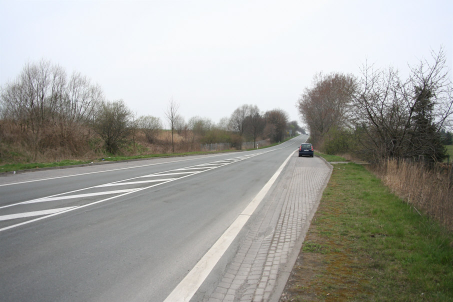 Geschwindigkeitsmessung B 180 zwischen Meineweh Ortsteil Pretzsch und Wethau am Abzweig Stößen