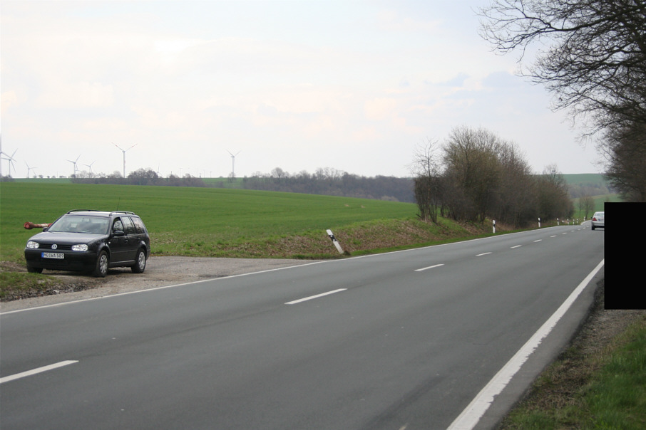 Geschwindigkeitsmessung B 180 zwischen Meineweh Ortsteil Pretzsch und Wethau kurz nach der langgezogenen Linkskurve