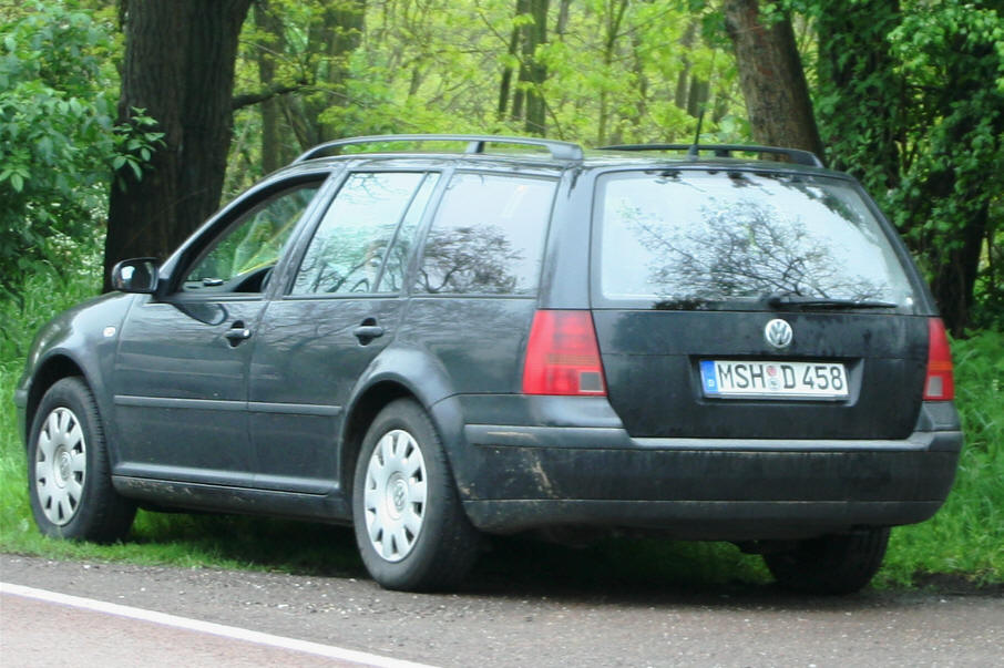 Blitzer Polizei VW Golf, Kennzeichen MSH-D 458