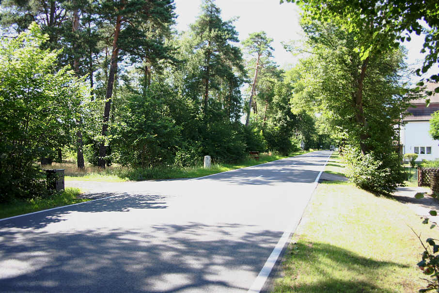 Geschwindigkeitsmessung Fürstenberg, Straße Unter den Linden (B 96) stadteinwärts in Fahrtrichtung Potsdam, Berlin