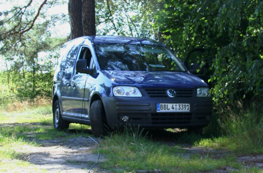 Flitzerblitzer, Polizei, Brandenburg, dunkelblauer, VW Caddy, Kennzeichen, BBL 4-3391