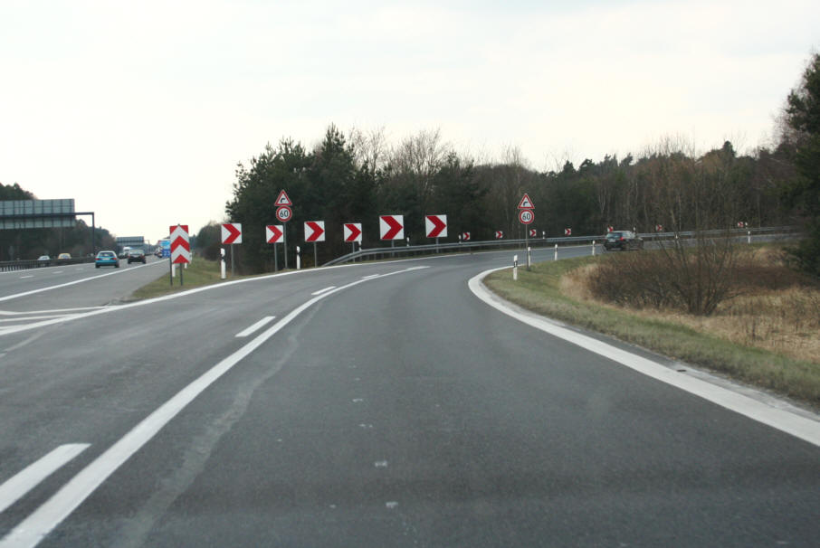 Geschwindigkeitskontrolle BAB 10 Dreieck Havelland in Fahrtrichtung Dreieck Werder