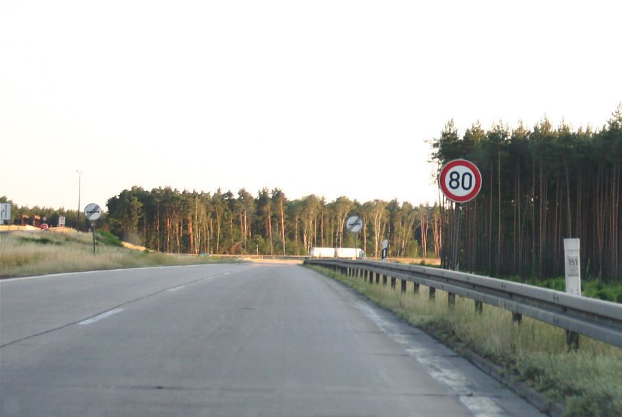 Geschwindigkeitsmessung BAB 115 Dreieck Nuthetal in der Überfahrt zur BAB 10 in Fahrtrichtung Leipzig, Magdeburg, Hannover