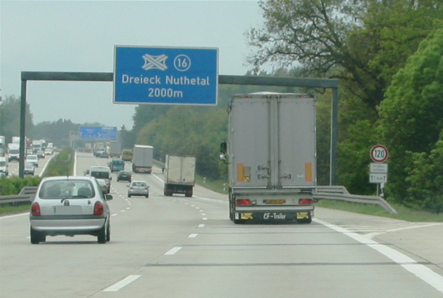 Geschwindigkeitsmessung BAB 10 Dreieck Nuthetal in Fahrtrichtung Leipzig, Magdeburg, Hannover