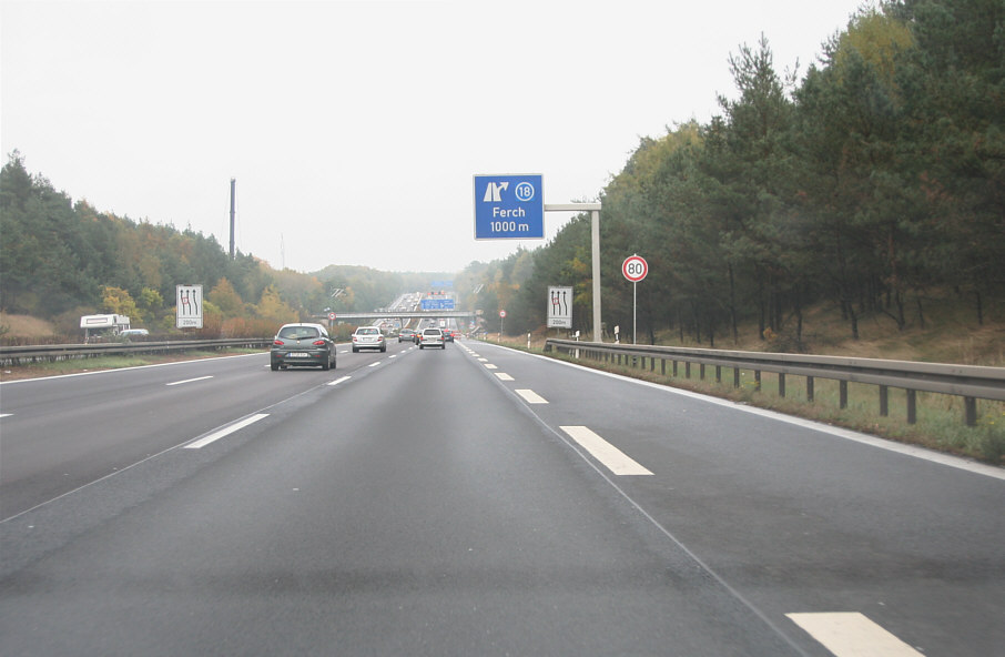 Geschwindigkeitsmessung BAB 10 zwischen Dreieck Potsdam und Ferch in Fahrtrichtung Frankfurt an der Oder, Warschau