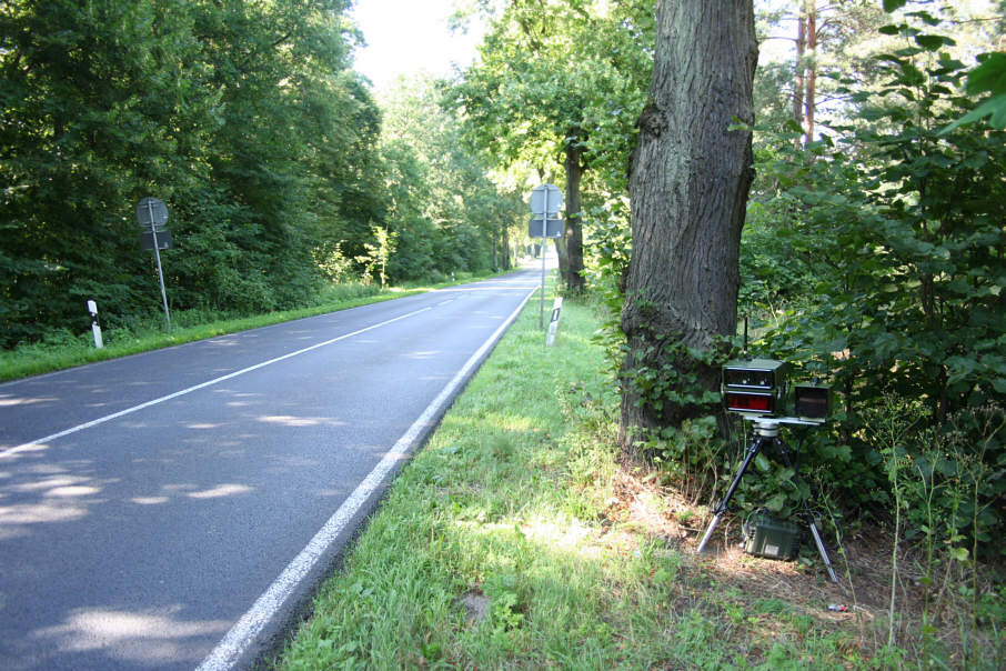 Blitzer B 96, Brandenburg in Fahrtrichtung Mecklenburg-Vorpommern (MV)