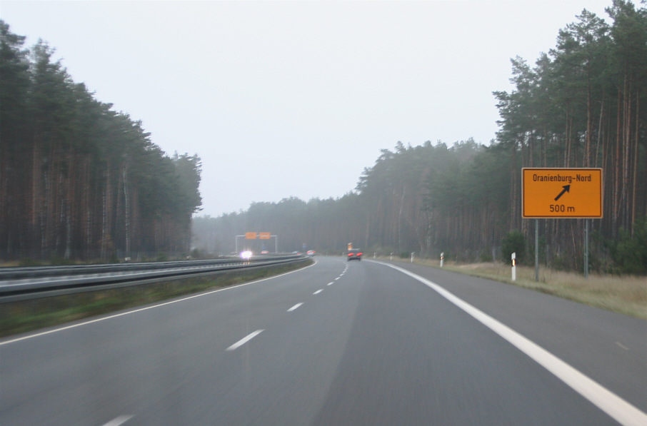 Geschwindigkeitskontrolle Brandenburg - B 96 zwischen BAB 10 und Nassenheide an der Abfahrt Oranienburg-Nord