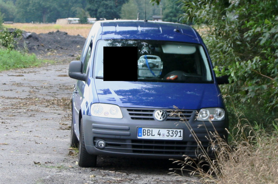 Flitzerblitzer, Polizei, Brandenburg, dunkelblau, VW Caddy, Kennzeichen, BBL 4-3391
