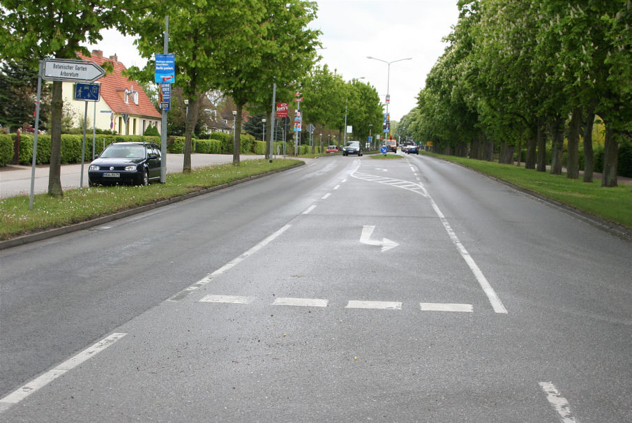 Geschwindigkeitsmessung Wolgaster Straße in Höhe Phillip-Müller-Stadion kurz nach der Kreuzung Zum Ryckwäldchen