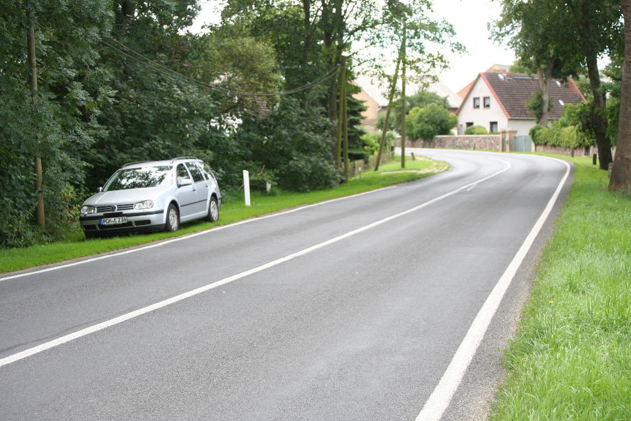 Flitzerblitzer, Polizei, Messfahrzeug, silber, silberner, VW Golf, VW Golf Variant, Kombi, VW Golf Kombi, Kennzeichen, PCH-E 236