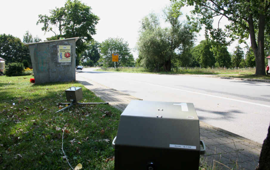 Geschwindigkeitskontrolle Griebow Chausseestraße Polizei