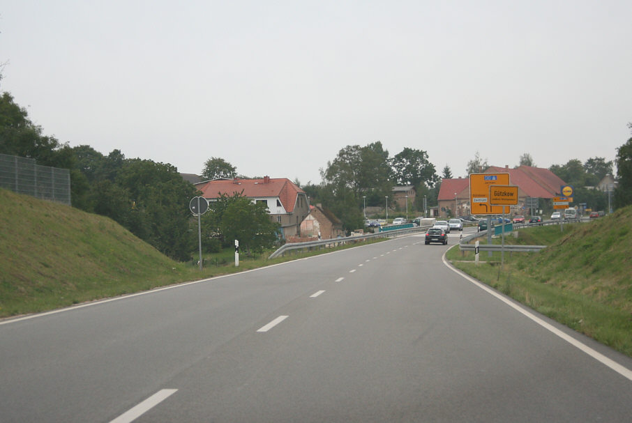 Geschwindigkeitskontrolle,Radar, Geschwindigkeit, Mesta208, Traffipax, Multanova, PSS, Poliscanspeed, Lidar, Lichtschranke, Einseitensensor, Leivtec, XV 2, XV 3, Starenkasten, eso, Messung, Geschwindigkeitsmessung, Rotlicht, Rotlichtkontrolle, Handykontrolle, Gurt, Gurtkontrolle, Verkehrskontrolle, allgemeine Verkehrskontrolle