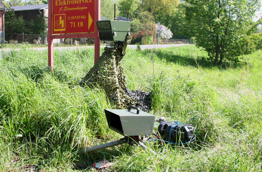Geschwindigkeitskontrolle,Radar, Geschwindigkeit, Mesta208, Traffipax, Multanova, PSS, Poliscanspeed, Lidar, Lichtschranke, Einseitensensor, Leivtec, XV 2, XV 3, Starenkasten, eso, Messung, Geschwindigkeitsmessung, Rotlicht, Rotlichtkontrolle, Handykontrolle, Gurt, Gurtkontrolle, Verkehrskontrolle, allgemeine Verkehrskontrolle