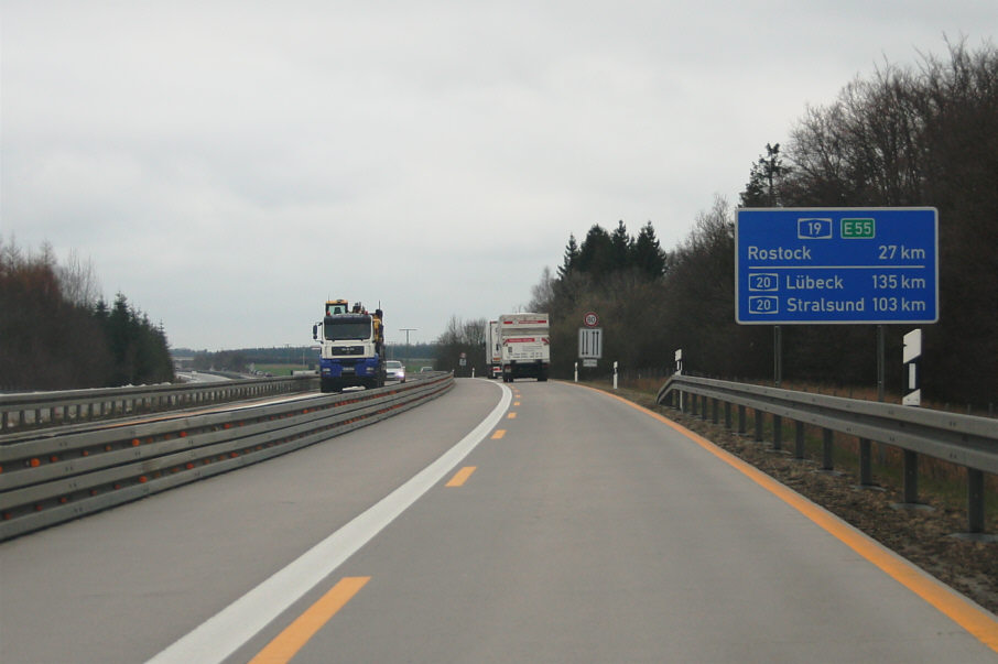 Geschwindigkeitskontrolle BAB 19 zwischen Laage und Kavelsdorf in Höhe Kilometer 92,5