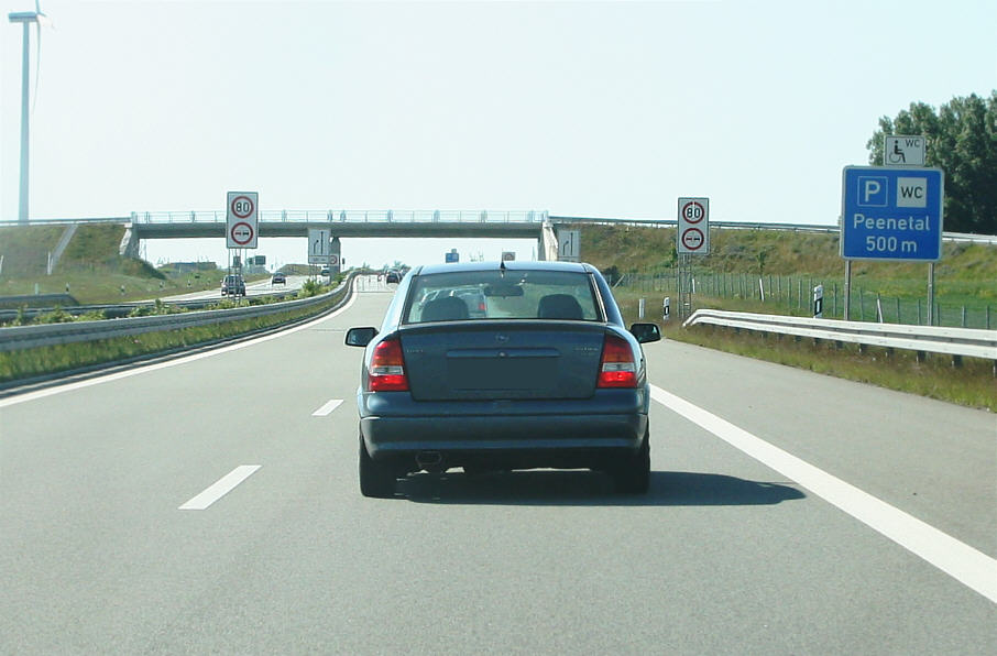 Verkehrskontrolle BAB 20 zwischen Gützkow und Greifswald am Rastplatz Peenetal