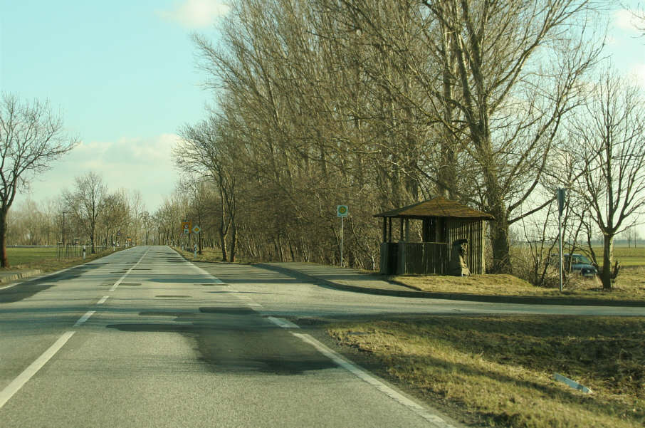 Flitzerblitzer B 109 zwischen Anklam und Neu Kosenow nach dem Abzweig nach Auerose