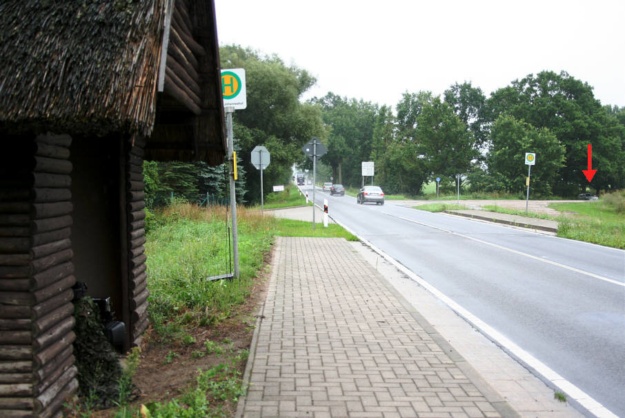 Flitzerblitzer B 110 zwischen Usedom-Stadt und Pinnow an der Abfahrt nach Johanneshof