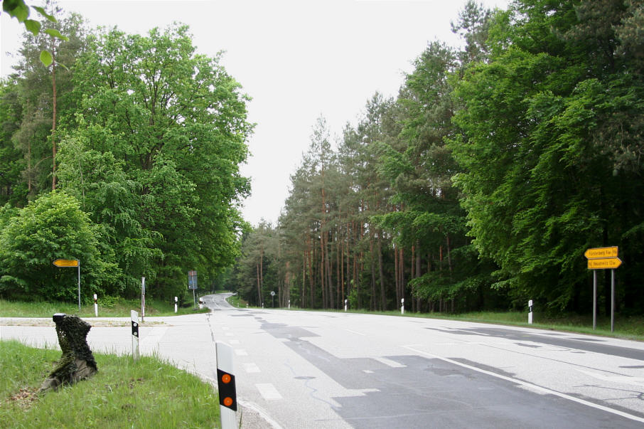 Landkreis Mecklenburger Seenplatte B 96 zwischen Fürstenberg und Neustrelitz am Abzweig nach Dabelow, Godendorf