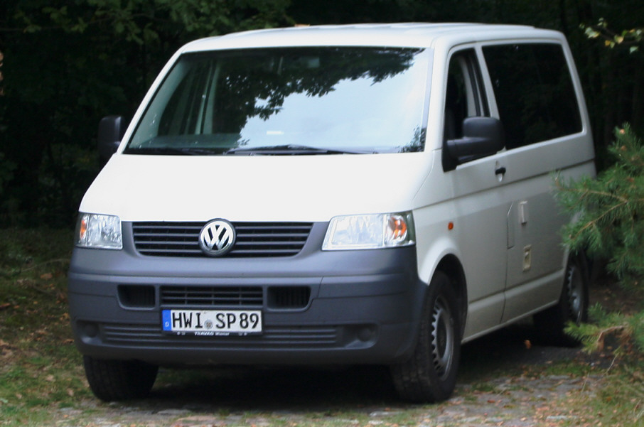 Flitzerblitzer, VETRO Verkehrselektronik GmbH, VW Transporter, Kennzeichen HWI-SP 89