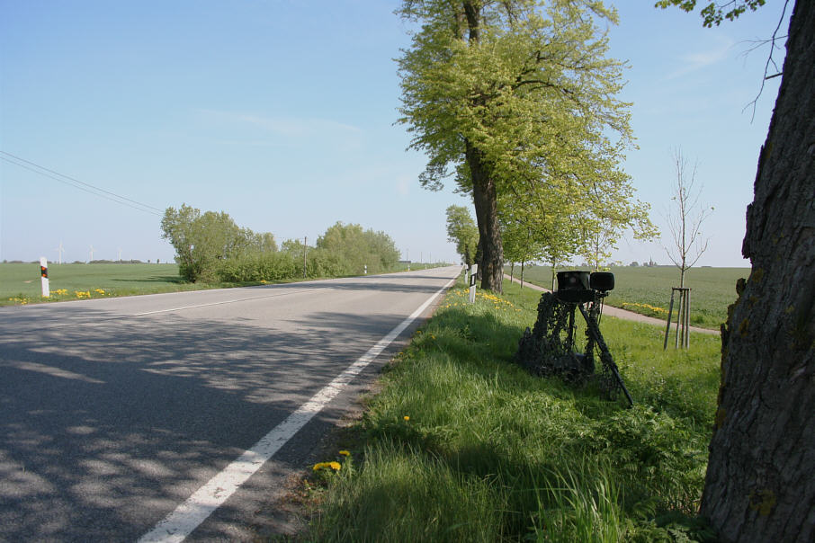 Flitzerblitzer B 96 zwischen Groß Below und Völschow am Abzweig nach Völschow Ausbau