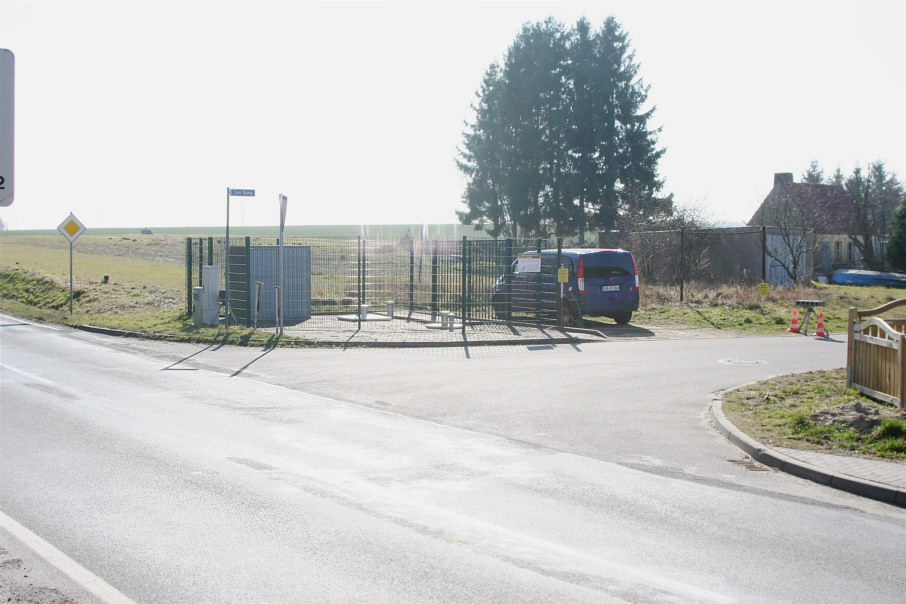 Geschwindigkeitskontrolle L 26 zwischen Wolgast Ortsteil Hohendorf und Zemitz Ortsteil Hohensee an der Abfahrt Zarnitz