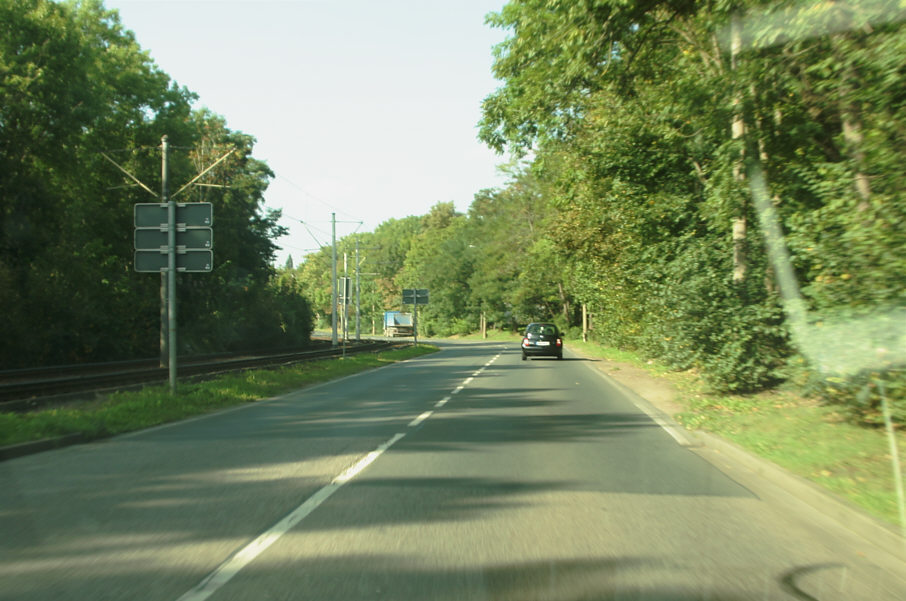 Geschwindigkeitsmessung Halle Gromziger Straße in Fahrtrichtung Innenstadt - Serie bundesweiter Blitzmarathon 2014