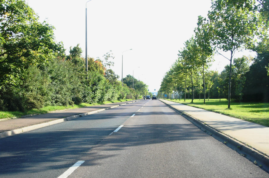 Geschwindigkeitskontrolle Halle Karlsruher Allee in Fahrtrichtung stadtauswärts - Serie bundesweiter Blitzmarathon 2014