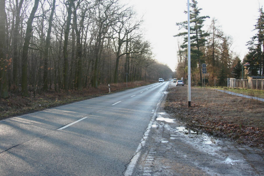 Geschwindigkeitskontrolle Halle Waldstraße in Richtung Hallweg