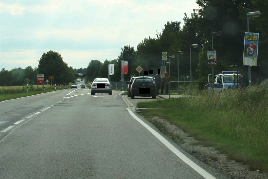Geschwindigkeitsmessung Laucha (Unstrut) Golzener Straße (B 176) in Fahrtrichtung Golzen