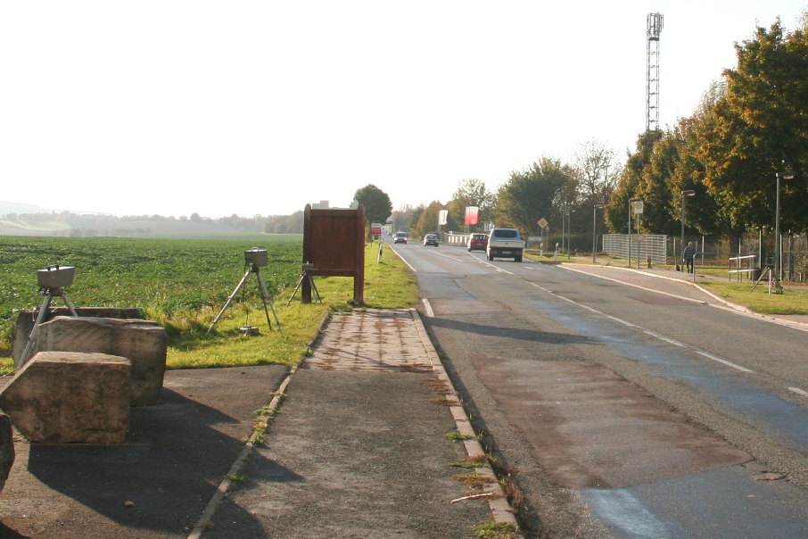 Geschwindigkeitskontrolle Laucha (Unstrut) Golzener Straße (B 176) in beide Fahrtrichtungen