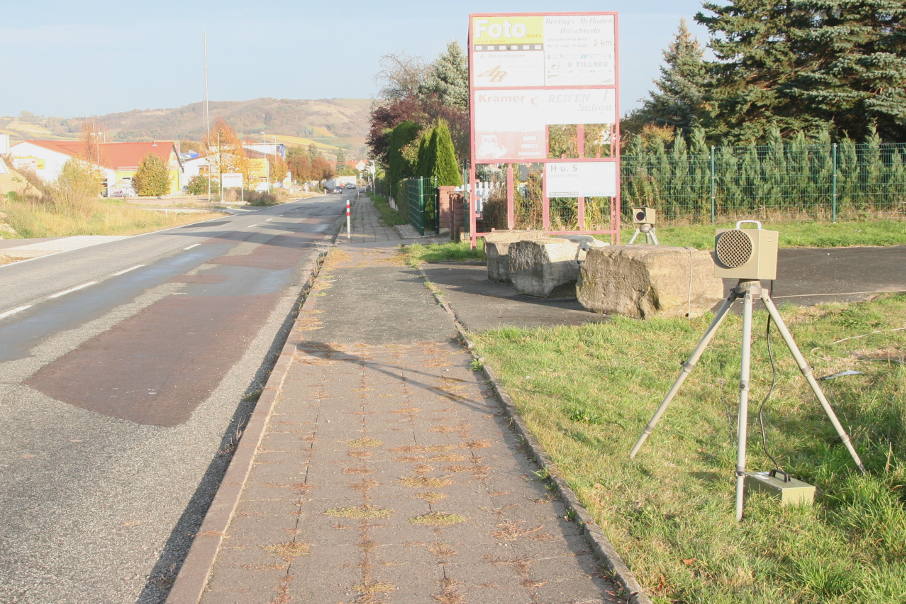 Geschwindigkeitskontrolle, Unfallschwerpunkt, Laucha, Golzen, Golzener Straße, B 176, Bundesstraße, Ortsausgang, Lasermessung