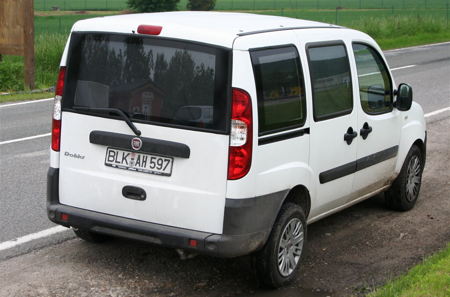 Flitzerblitzer, Burgenlandkreis, wieß, Fiat Doblo, weißer Fiat Doblo, Kennzeichen, BLK-AH 597