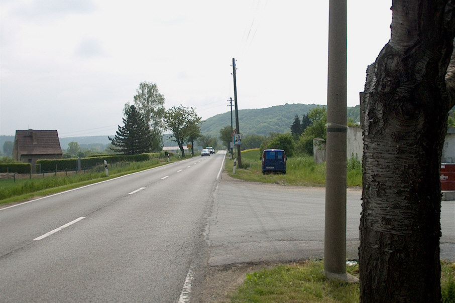 Geschwindigkeitskontrolle Laucha an der Unstrut Naumburger Straße (B 176) in Höhe Glockengold in Fahrtrichtung Balgstädt, Freyburg