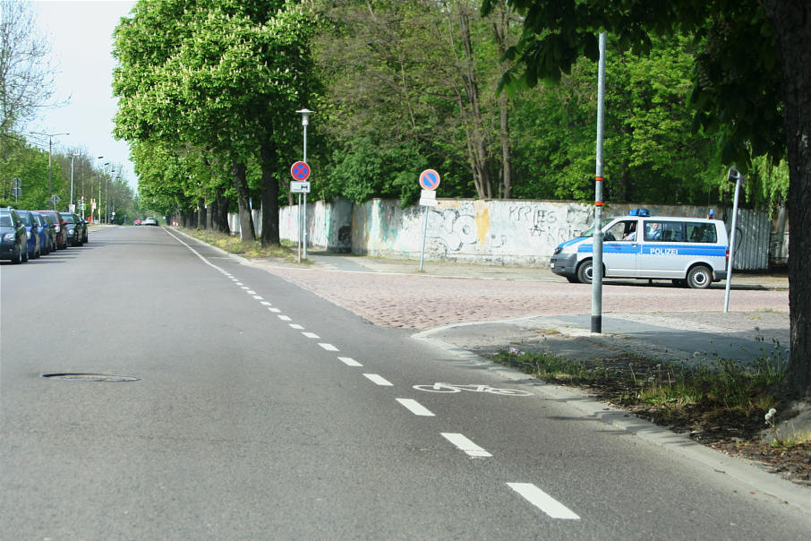Geschwindigkeitsmessung Merseburg Geusaer Straße in Höhe Amtsgericht in Fahrtrichtung Hochschule Merseburg, Geusa