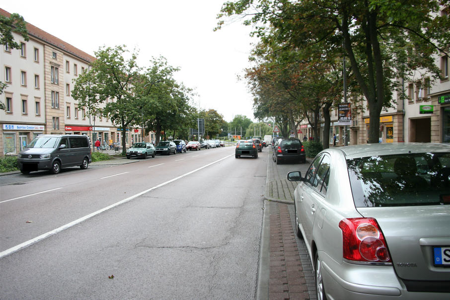 Geschwindigkeitskontrolle Merseburg König-Heinrich-Straße zwischen Bahnhofsstraße und Rudolf-Breitscheid-Platz