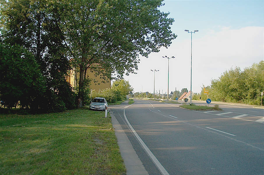 Geschwindigkeitsmessung Merseburg Thüringer Weg zwischen Kötzschener Straße und Geiseltalstraße in Fahrtrichtung Weißenfels, Naumburg